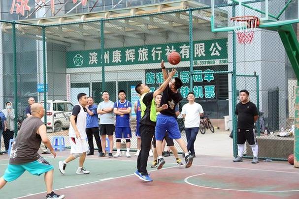 球队在追逐